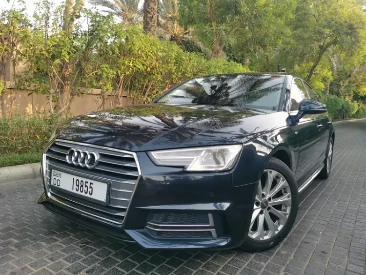 audi a4 image Audi A4 S-Line 2018 30 TFSI Full service history personal use